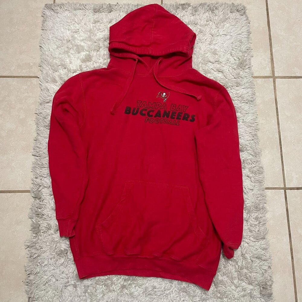 Tampa Bay Buccaneers Mens Red Hoodie Size Large Cotton Polyester